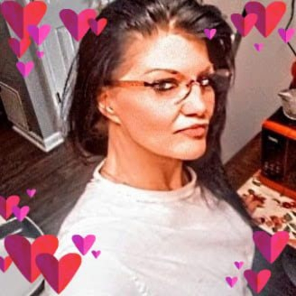 Meet your Posher, Dawn - Picture 1 of 1